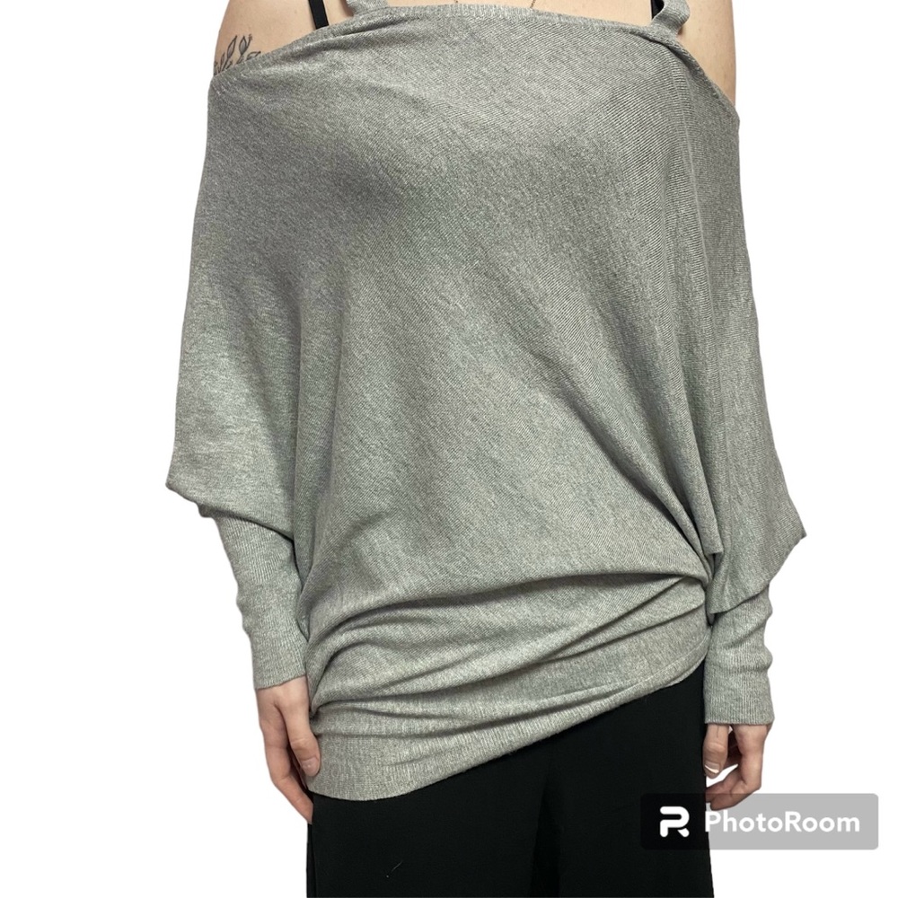 Zara Gray Knit Cold Shoulder Sexy Asymmetrical Sweater Size M #0808